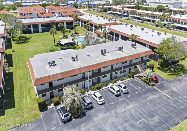 2nd image of 200 Saint Lucie Ln #609, Cocoa Beach, FL 32931 | MLS# 1085287