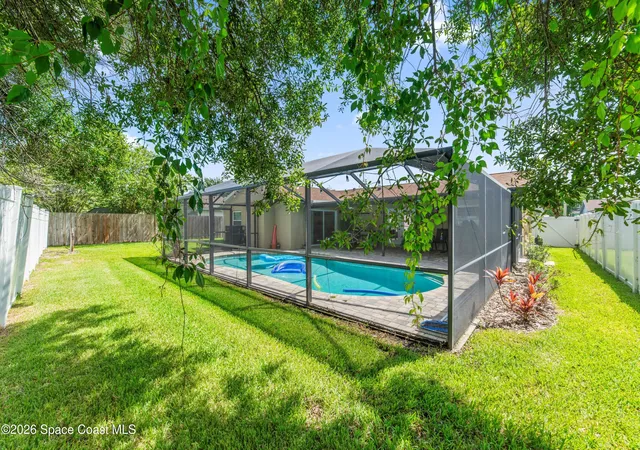 Photo 2 of Single family home for sale at 1003 Red Oak Cir, Brandon, FL 33511 | MLS# 1085311 | Listing updated on 2026-09-12