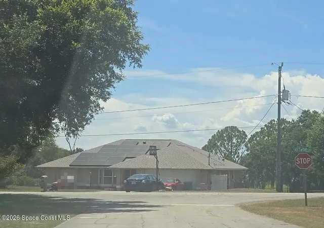 5th image of 2841 Ascot Ln, Deltona, FL 32738 | MLS# 1085316
