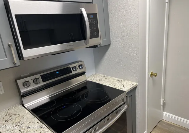 Photo 3 of Single family home for sale at 208 Red Cedar Pl #208, Brandon, FL 33510 | MLS# 1085330 | Listing updated on 2026-09-19