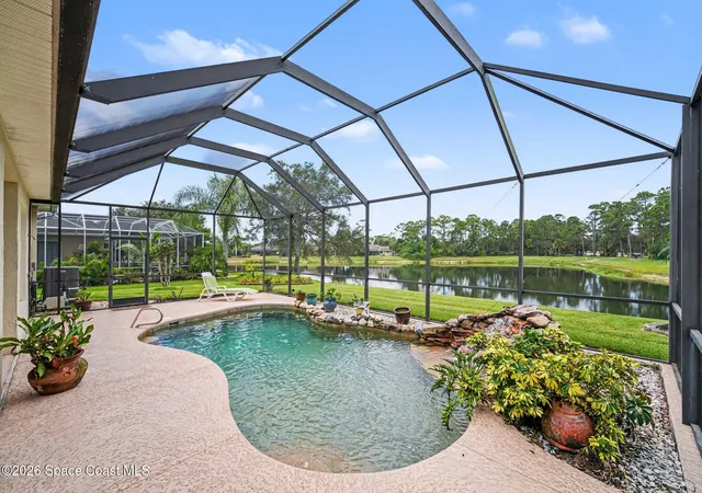 2nd image of 1926 Thornwood Dr Se #50, Palm Bay, FL 32909 | MLS# 1085475