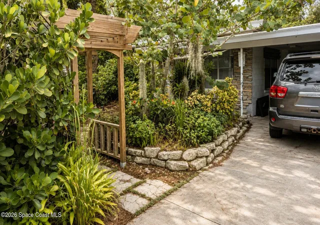 Photo 1 of Single family home for sale at 706 Cory Campbell Rd, Fort Pierce, FL 34982 | MLS# 1085488 | Listing updated on 2026-09-17