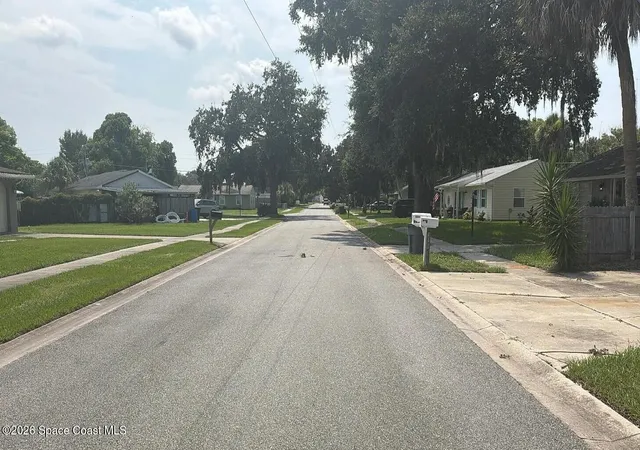 5th image of 441 Wales Ave, Port Orange, FL 32127 | MLS# 1085405