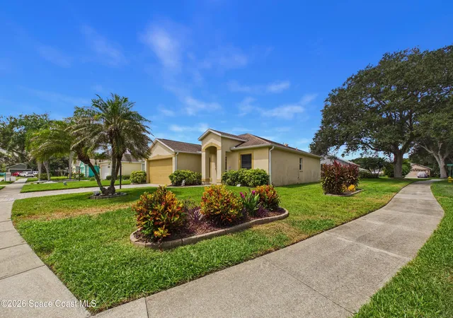 Photo 3 of Single family home for sale at 2800 Saint James Ln, Melbourne, FL 32935 | MLS# 1085436 | Listing updated on 2026-08-30