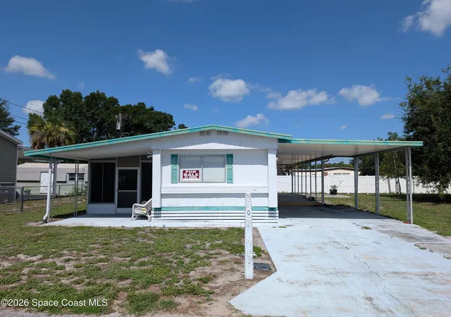 1st image of 1627 Acacia Dr, Lakeland, FL 33801 | MLS# 1085487