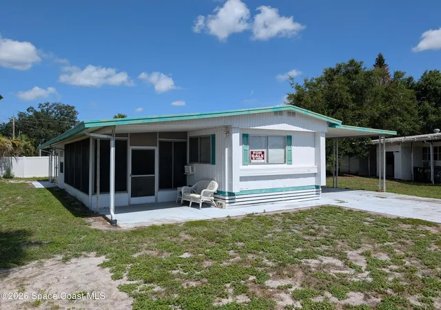 2nd image of 1627 Acacia Dr, Lakeland, FL 33801 | MLS# 1085487