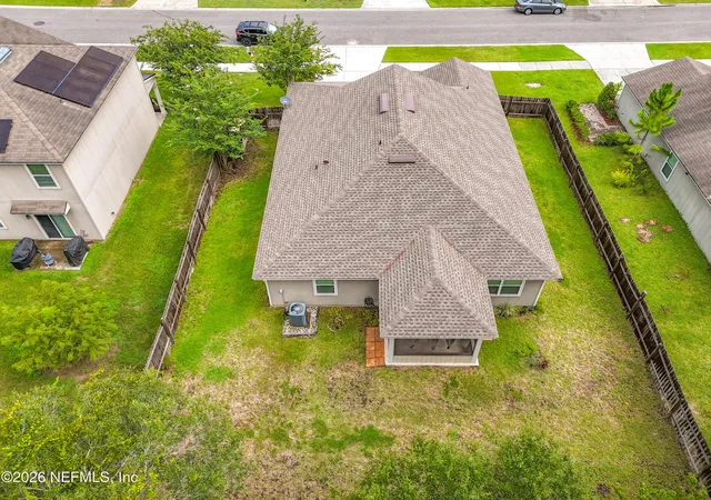 Photo 3 of Sale Pending at 11462 Carson Lake Dr, Jacksonville, FL 32221 | MLS# 2157419 | Listing updated on 2026-08-27