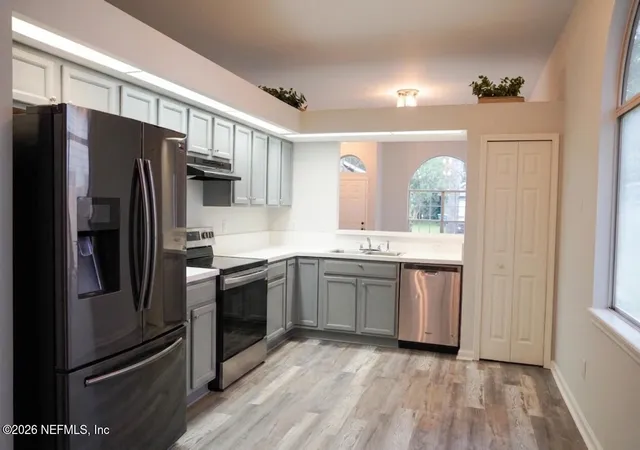 4th image of 3302 Guernsey Ct, Jacksonville, FL 32226 | MLS# 2094724