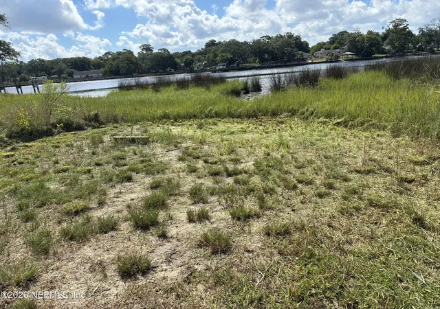Photo 4 of Land for sale at 8647 Madison Ave, Jacksonville, FL 32208 | MLS# 2103881 | Listing updated on 2026-09-23