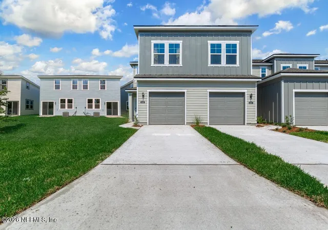 Photo 3 of Sale Pending at 210 Brazil Nut Cir, Jacksonville, FL 32218 | MLS# 2158130 | Listing updated on 2026-08-31