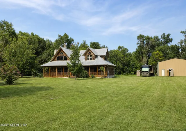 Photo 2 of Single family home for sale at 218 Slaughter Rd, Palatka, FL 32177 | MLS# 2125245 | Listing updated on 2026-08-31