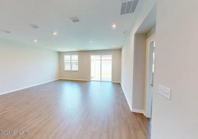 Photo 4 of Single family home for sale at 2934 Darlington Oak Rd, Green Cove Springs, FL 32043 | MLS# 2126014 | Listing updated on 2026-09-21