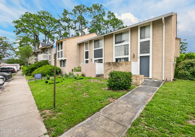 Photo 3 of Condo for sale at 8880 Old Kings Rd S #36, Jacksonville, FL 32257 | MLS# 2159033 | Listing updated on 2026-08-07