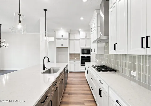 Photo 3 of Single family home for sale at 12139 Mariposa Ave, Jacksonville, FL 32256 | MLS# 2134698 | Listing updated on 2026-08-28