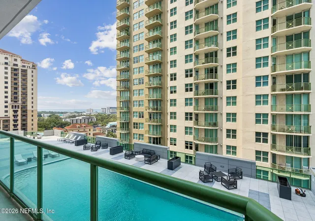 Photo 4 of Condo for sale at 1431 Riverplace Blvd #1004, Jacksonville, FL 32207 | MLS# 2134989 | Listing updated on 2026-09-10