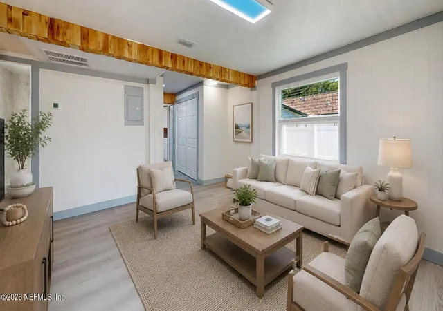 Photo 4 of Single family home for sale at 1726 Hilltop Blvd, Jacksonville, FL 32246 | MLS# 2144122 | Listing updated on 2026-09-08