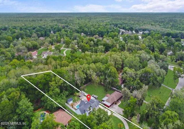 Photo 3 of Single family home for sale at 1048 Lake Asbury Dr, Green Cove Springs, FL 32043 | MLS# 2145604 | Listing updated on 2026-09-19