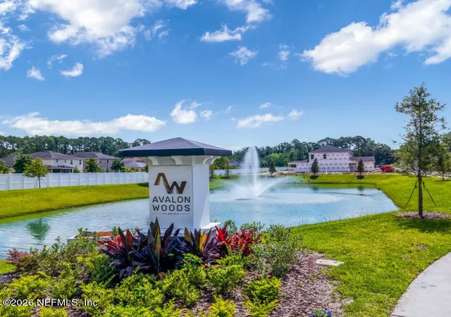 2nd image of 546 Avalon Woods Ln, Jacksonville, FL 32218 | MLS# 2145808