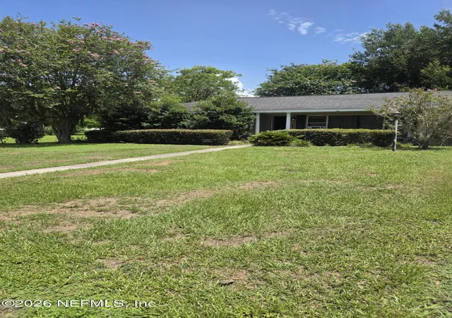 Photo 1 of Single family home for sale at 36913 Center Ave, Dade City, FL 33525 | MLS# 2159362 | Listing updated on 2026-08-09