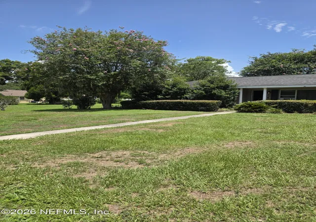Photo 3 of Single family home for sale at 36913 Center Ave, Dade City, FL 33525 | MLS# 2159362 | Listing updated on 2026-08-09