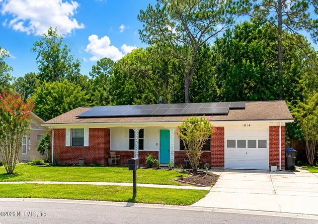 Photo 1 of Single family home for sale at 1814 Grv Park Dr, Orange Park, FL 32073 | MLS# 2148901 | Listing updated on 2026-09-17