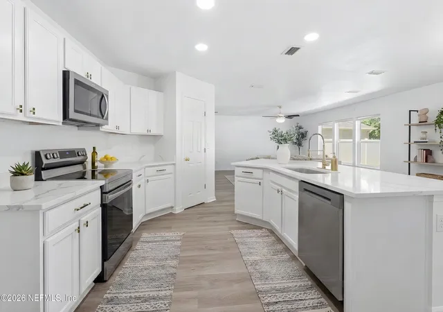 2nd image of 12101 Alexandra Dr, Jacksonville, FL 32218 | MLS# 2148040
