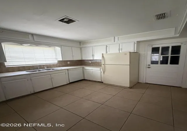 Photo 3 of Single family home for sale at 528 Trout River Dr, Jacksonville, FL 32208 | MLS# 2147984 | Listing updated on 2026-07-22