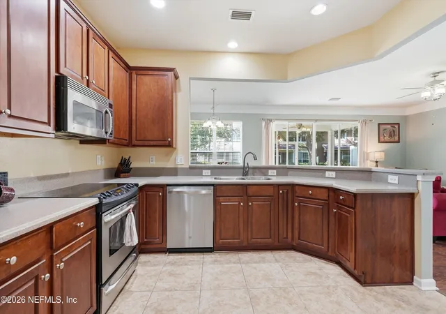 4th image of 6480 Yellow Leaf Ct, Jacksonville, FL 32258 | MLS# 2155695