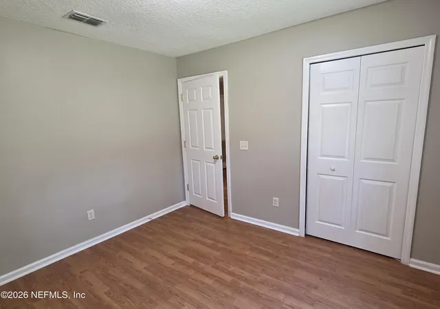 Photo 3 of Single family home for sale at 612 S Vermont Ave, Green Cove Springs, FL 32043 | MLS# 2150000 | Listing updated on 2026-09-28