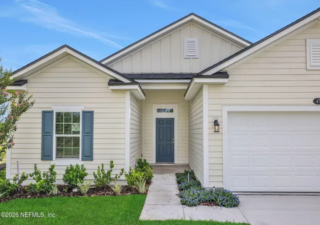Photo 3 of Sale Pending at 47 Windmill Palm Way, Palm Coast, FL 32164 | MLS# 2150542 | Listing updated on 2026-09-14