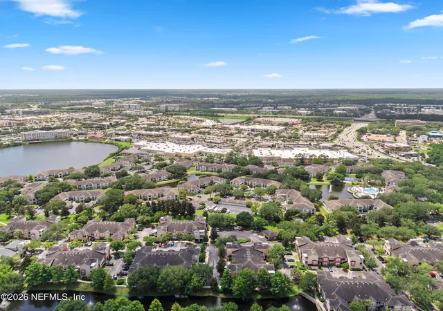 image of 10075 Gate Pkwy N, Jacksonville, FL 32246