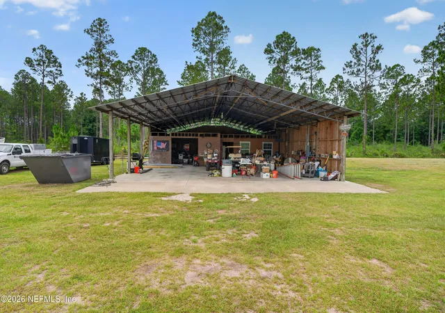 Photo 3 of Single family home for sale at 14157 Glen Farms Dr, Glen Saint Mary, FL 32040 | MLS# 2156306 | Listing updated on 2026-07-30