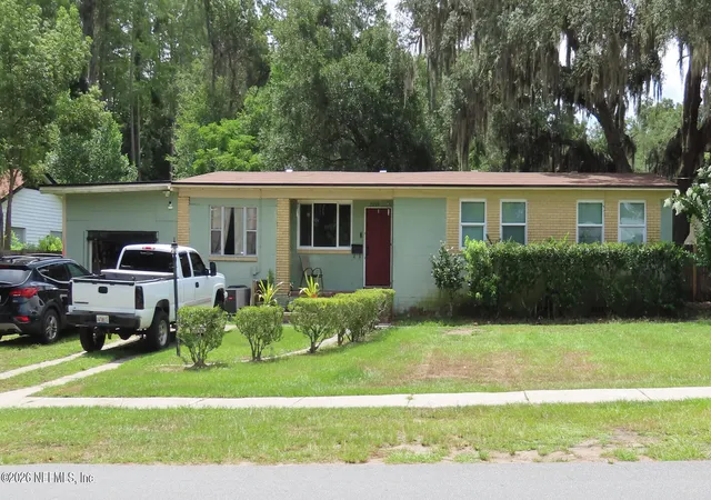 Photo 1 of Single family home for sale at 2295 Lake Dr, Jacksonville, FL 32246 | MLS# 2155101 | Listing updated on 2026-09-08