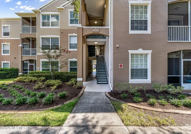 Photo 1 of Condo for sale at 7990 Baymeadows Rd #1015, Jacksonville, FL 32256 | MLS# 2157415 | Listing updated on 2026-09-14