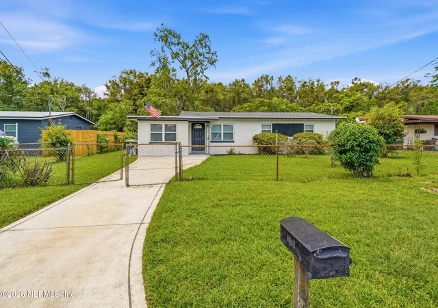 Photo 2 of Single family home for sale at 10180 Herndon Rd, Jacksonville, FL 32246 | MLS# 2157917 | Listing updated on 2026-08-20