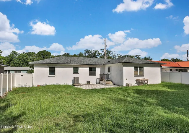 Photo 3 of Single family home for sale at 3915 Anvers Blvd, Jacksonville, FL 32210 | MLS# 2154481 | Listing updated on 2026-09-16