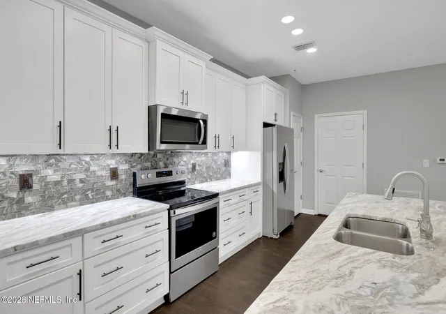 5th image of 11251 Campfield Dr #4209, Jacksonville, FL 32256 | MLS# 2155856