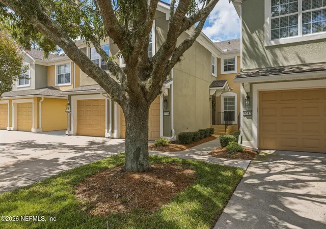 5th image of 6744 White Blossom Cir, Jacksonville, FL 32219