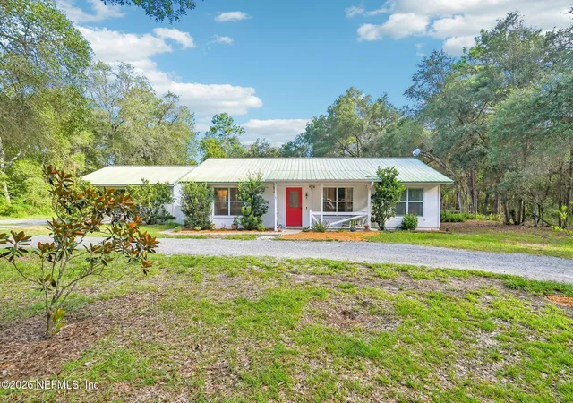 Photo 3 of Single family home for sale at 381 SE 57th Street, Keystone Heights, FL 32656 | MLS# 2156651 | Listing updated on 2026-09-04