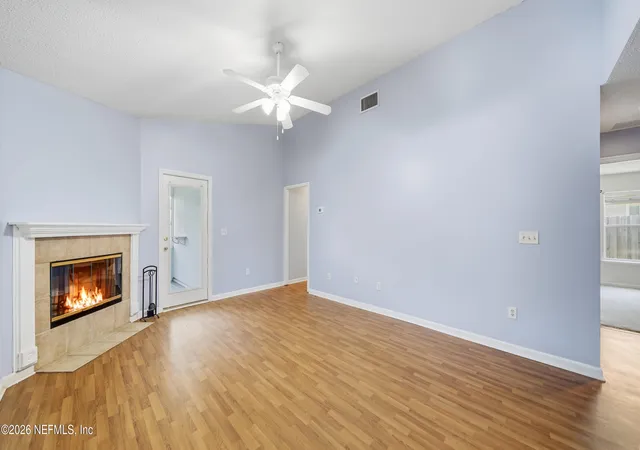 Photo 3 of Single family home for sale at 1325 Spruce St, Green Cove Springs, FL 32043 | MLS# 2157338 | Listing updated on 2026-10-05