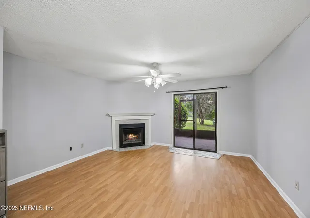 4th image of 3801 Crown Pt Rd, Jacksonville, FL 32257