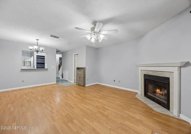 5th image of 3801 Crown Pt Rd, Jacksonville, FL 32257
