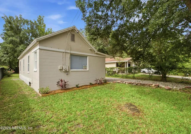 Photo 3 of Single family home for sale at 2202 W 1st Street, Jacksonville, FL 32209 | MLS# 2155237 | Listing updated on 2026-09-10