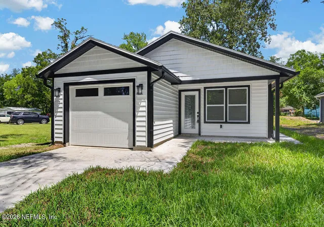 2nd image of 8365 Susie St, Jacksonville, FL 32210 | MLS# 2159894