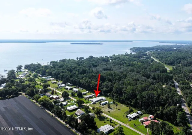 2nd image of 117 Crestbreeze Manor, Crescent City, FL 32112 | MLS# 2155323