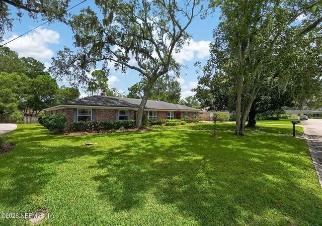 Photo 3 of Single family home for sale at 8677 San Servera Dr W, Jacksonville, FL 32217 | MLS# 2155181 | Listing updated on 2026-09-18