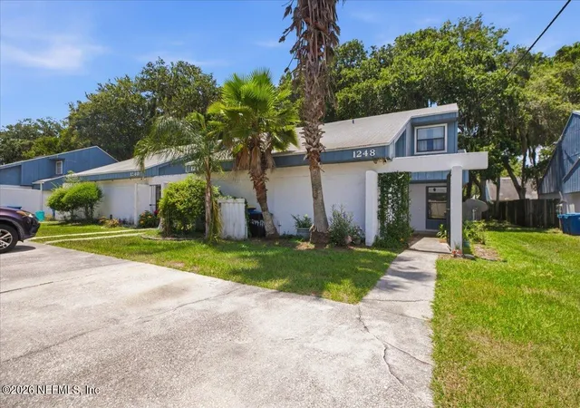 Photo 2 of Townhouse for sale at 1248 Wonderwood Dr, Jacksonville, FL 32233 | MLS# 2156104 | Listing updated on 2026-09-12