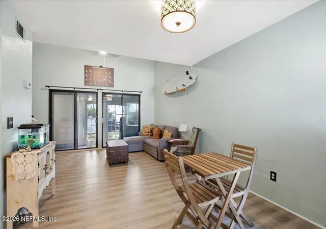 Photo 4 of Townhouse for sale at 1248 Wonderwood Dr, Jacksonville, FL 32233 | MLS# 2156104 | Listing updated on 2026-09-12