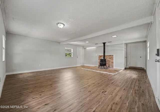 Photo 2 of Single family home for sale at 919 Crest Dr E, Jacksonville, FL 32221 | MLS# 2155573 | Listing updated on 2026-07-16