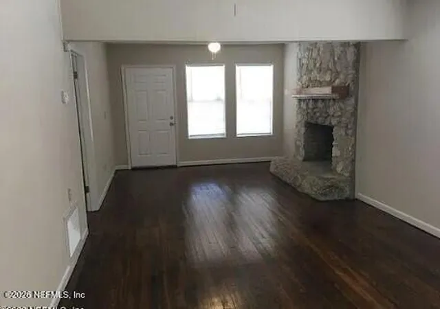 Photo 2 of Single family home for sale at 2325 W 16th Street, Jacksonville, FL 32209 | MLS# 2155761 | Listing updated on 2026-09-01